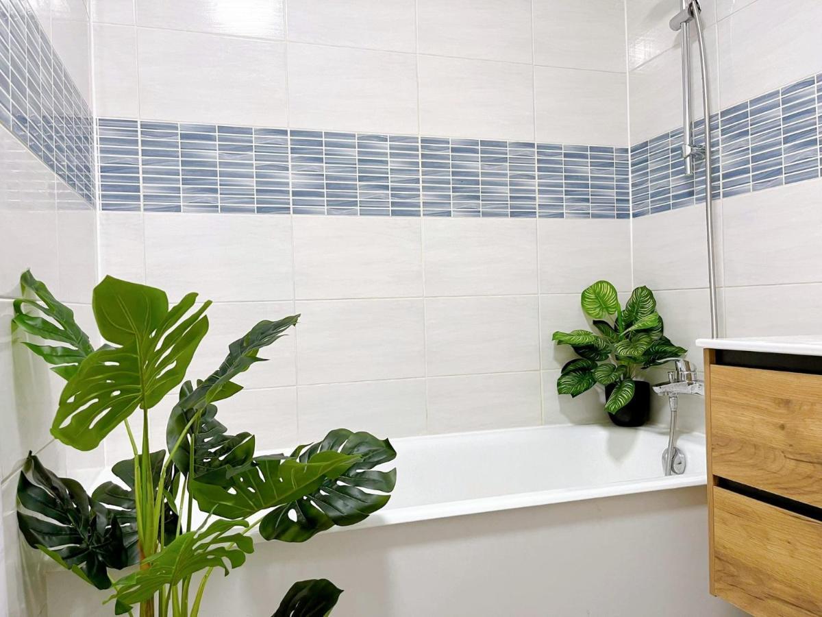 Colors Of Life Apartment Torcy  Bagian luar foto