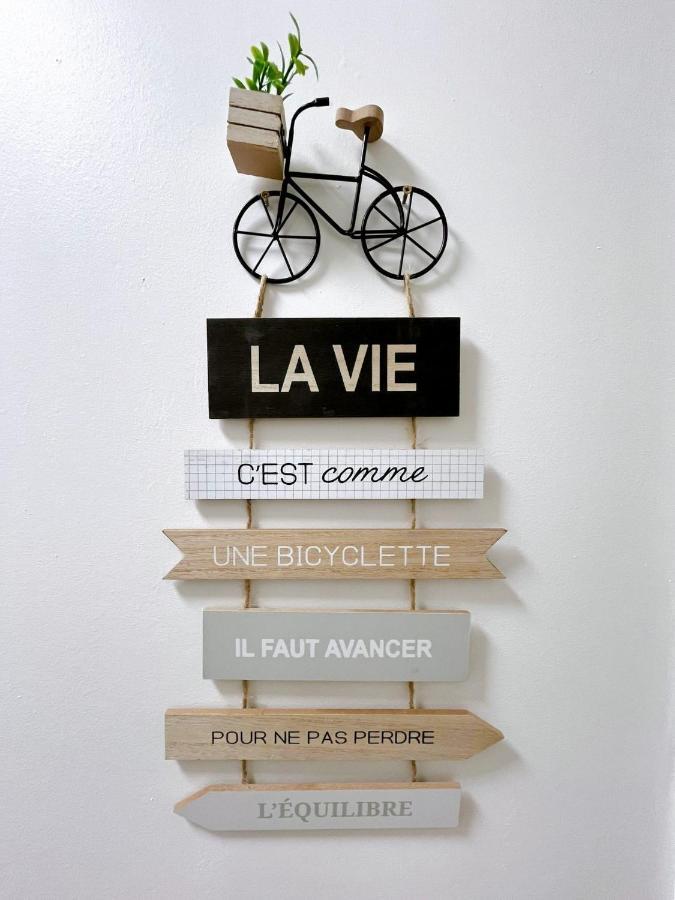 Colors Of Life Apartment Torcy  Bagian luar foto